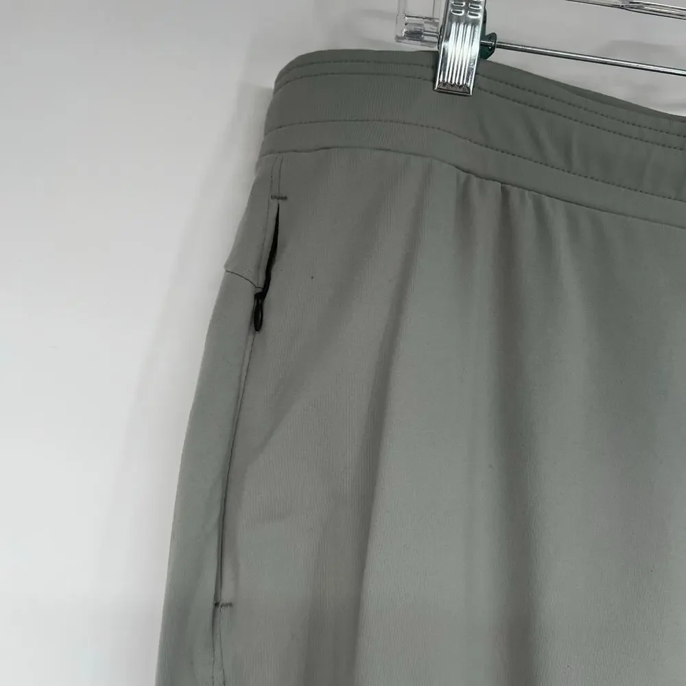 Public Rec Daymaker Pants Men's Sz 42/28 Fog Wrinkle Resistant Inner Drawstring